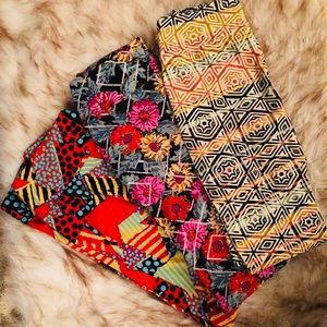 3 Pairs of OS LuLaRoe PLUS BONUS MUG!!